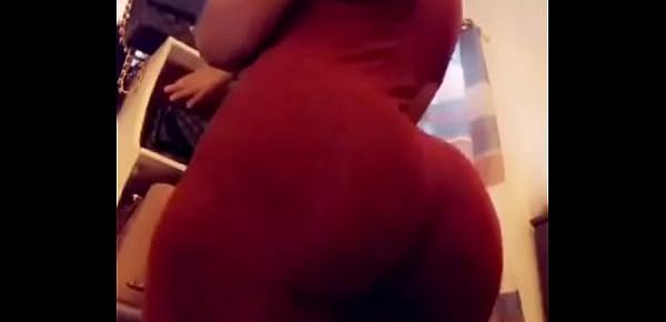  YOU WILL CUM IN 10 SECONDS  AFTER WATCHING THIS VIDEO OF GHANA girl with big ass twerking to shatta wale and beyonce - Already